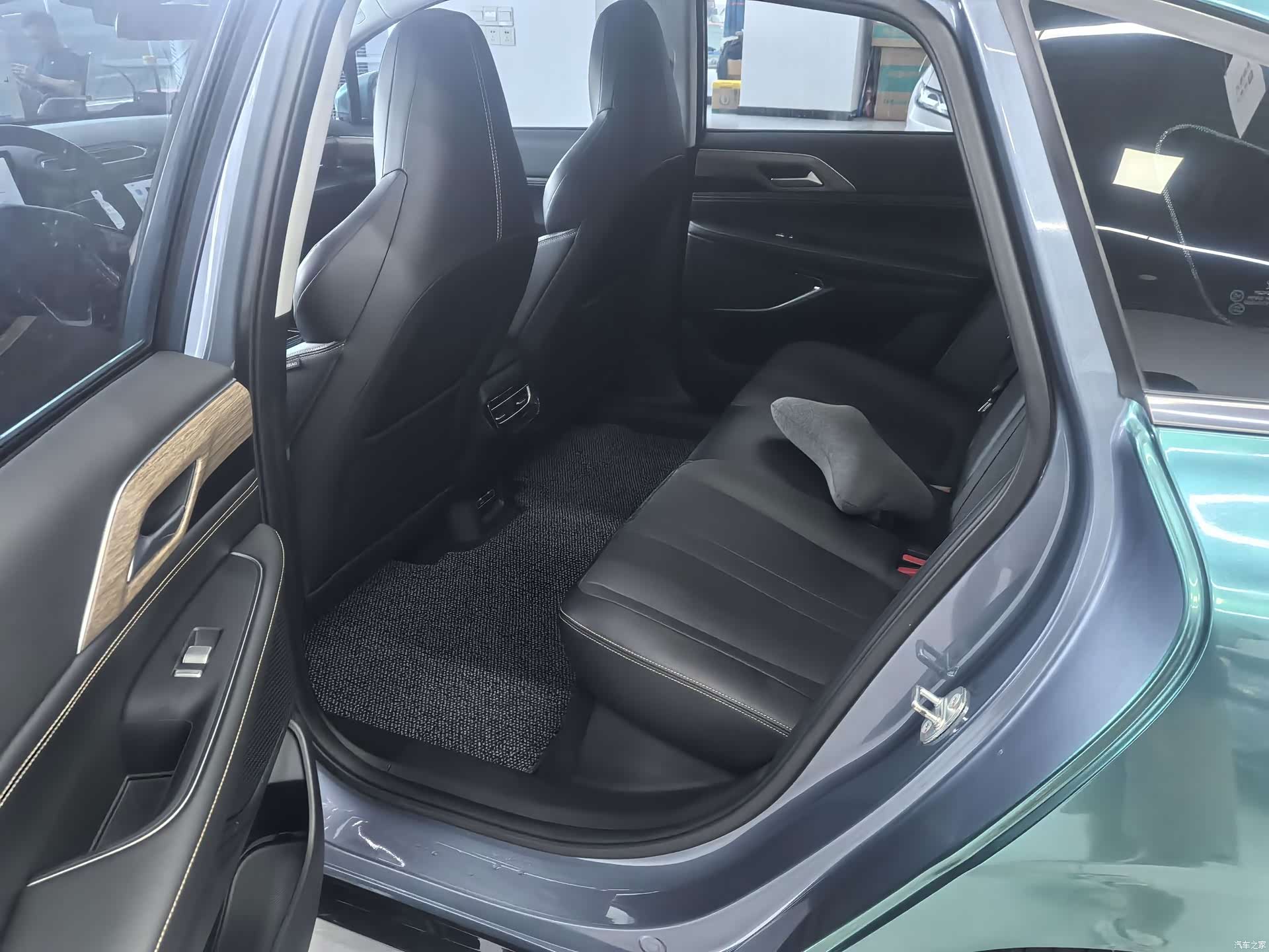 Xpeng P5, 2022 6