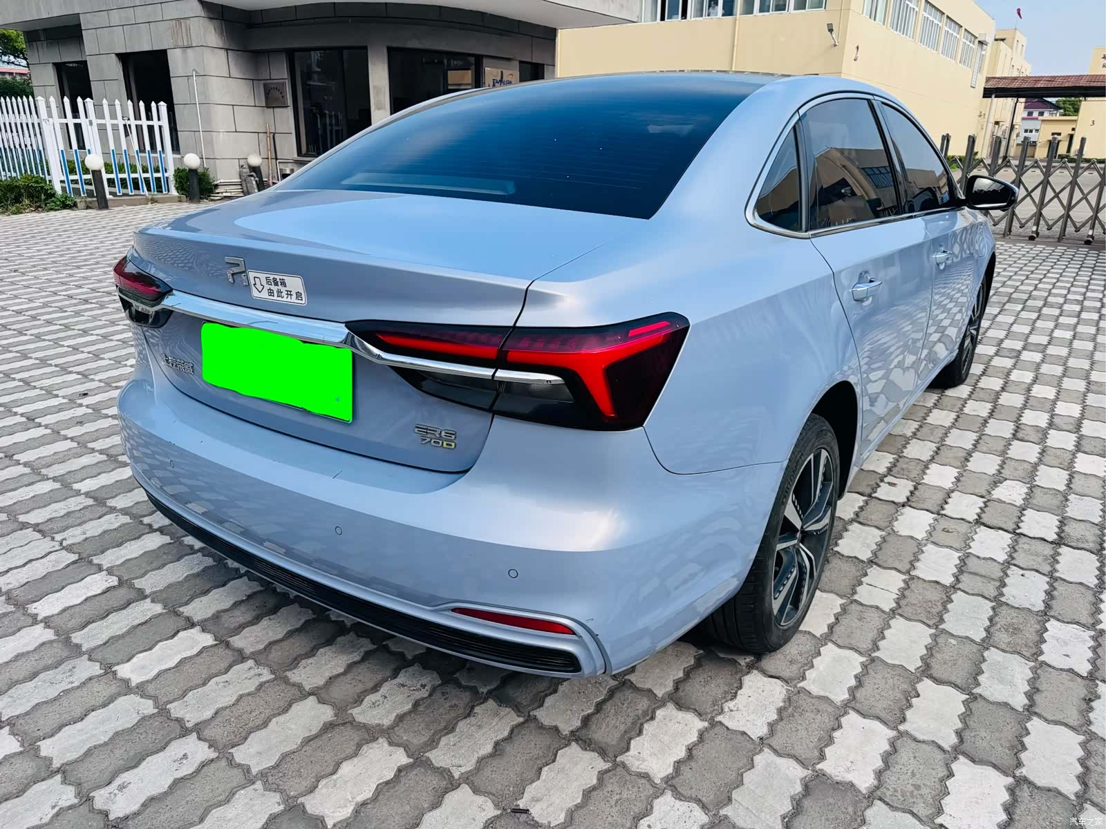 Rising Auto ER6, 2022 все фото