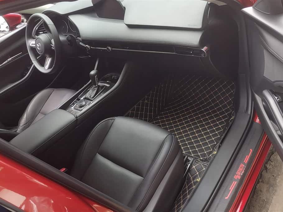 Mazda 3 Angkesaila
