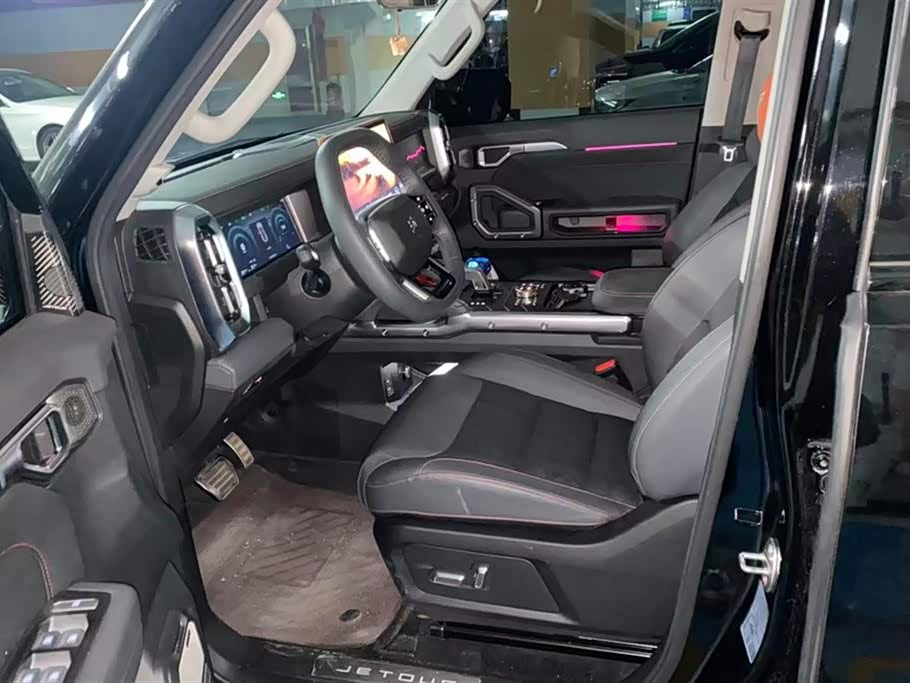 Jetour Jet Traveler C-DM