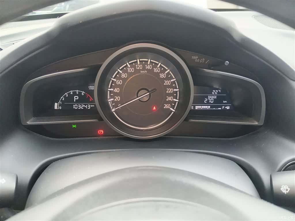 Mazda CX-4, 2019 12