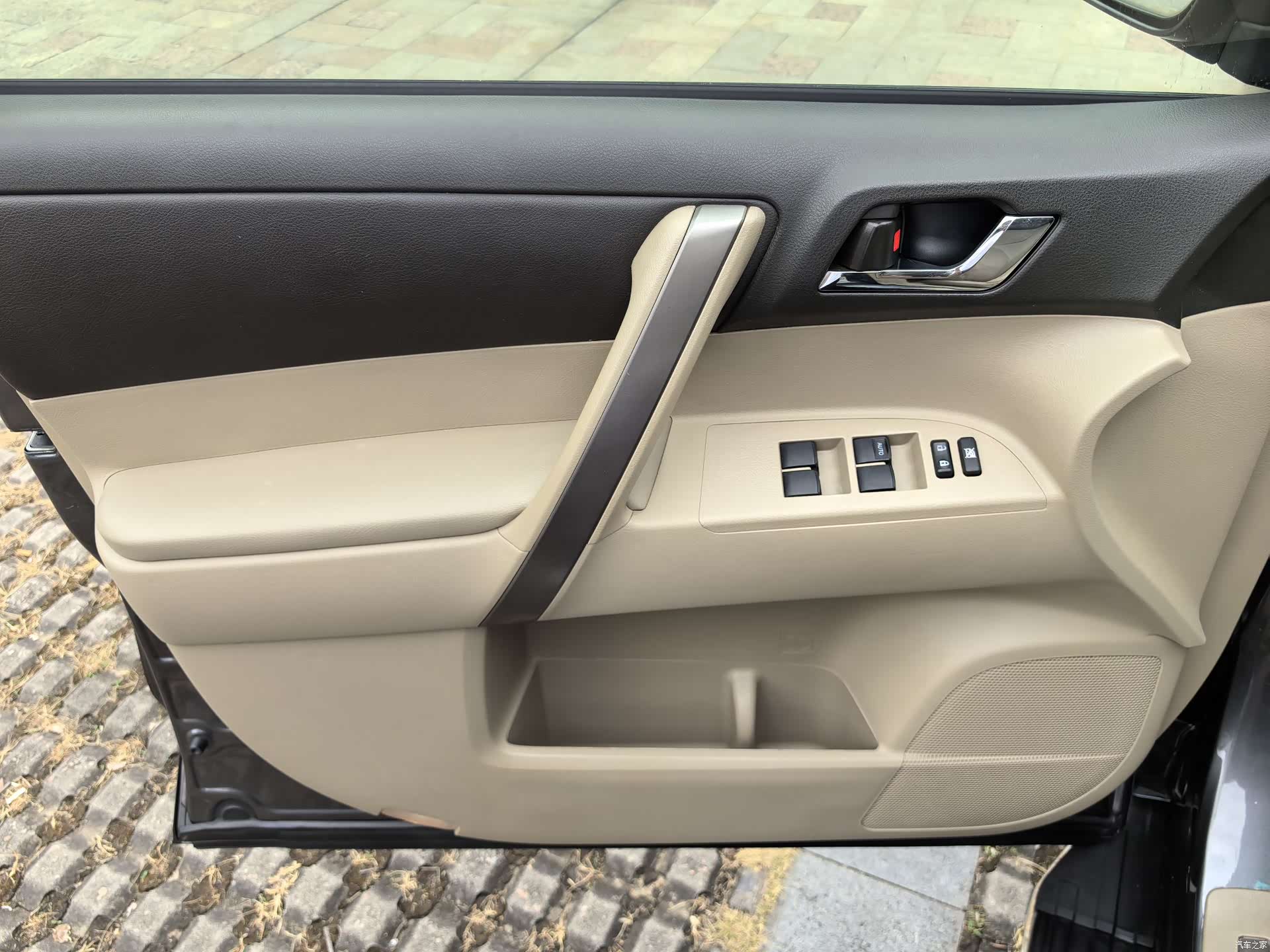 Toyota Highlander, 2011 14