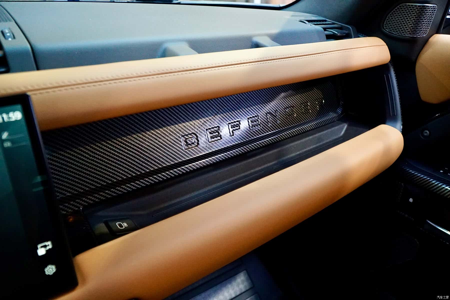 Land Rover Defender, 2022 19