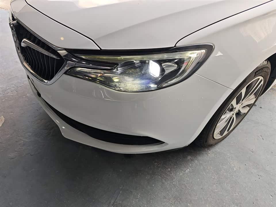 Buick Yinglang