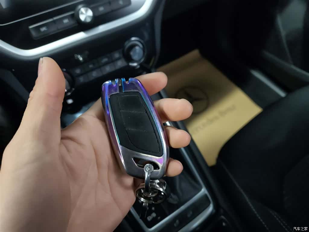 Roewe RX3, 2019 17