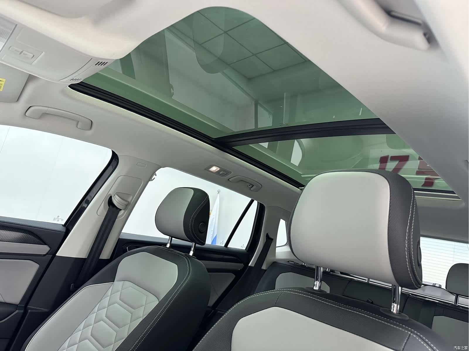 Volkswagen Tayron, 2023 14