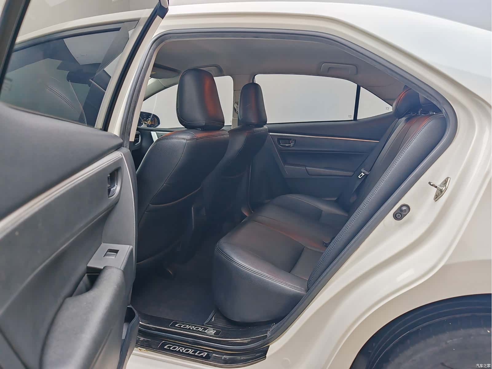 Toyota Corolla, 2015 17