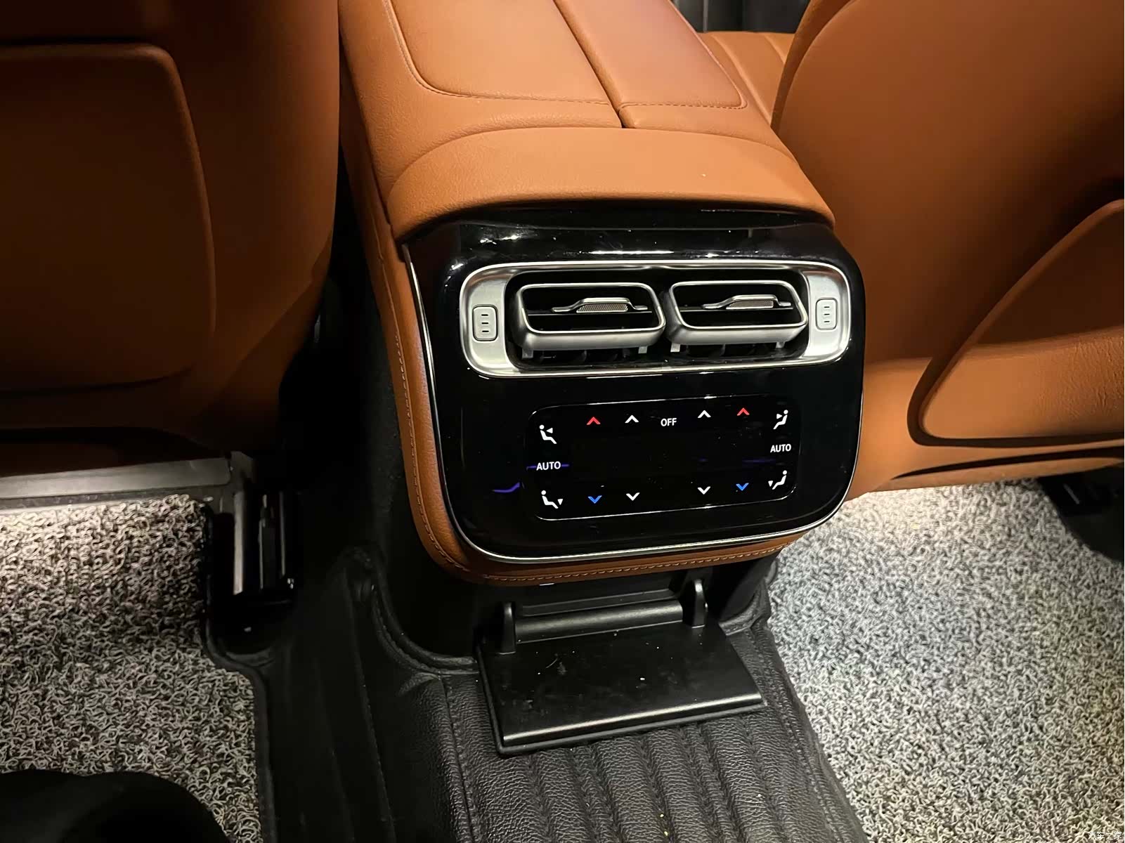 Mercedes-Benz S-Class, 2021 4