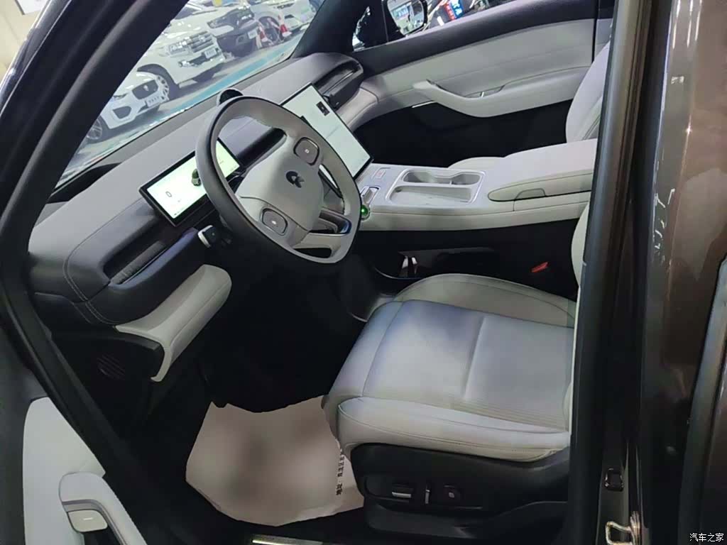 NIO ES6, 2025 15