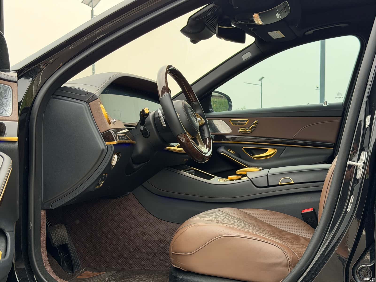 Maybach S-Class, 2018 4