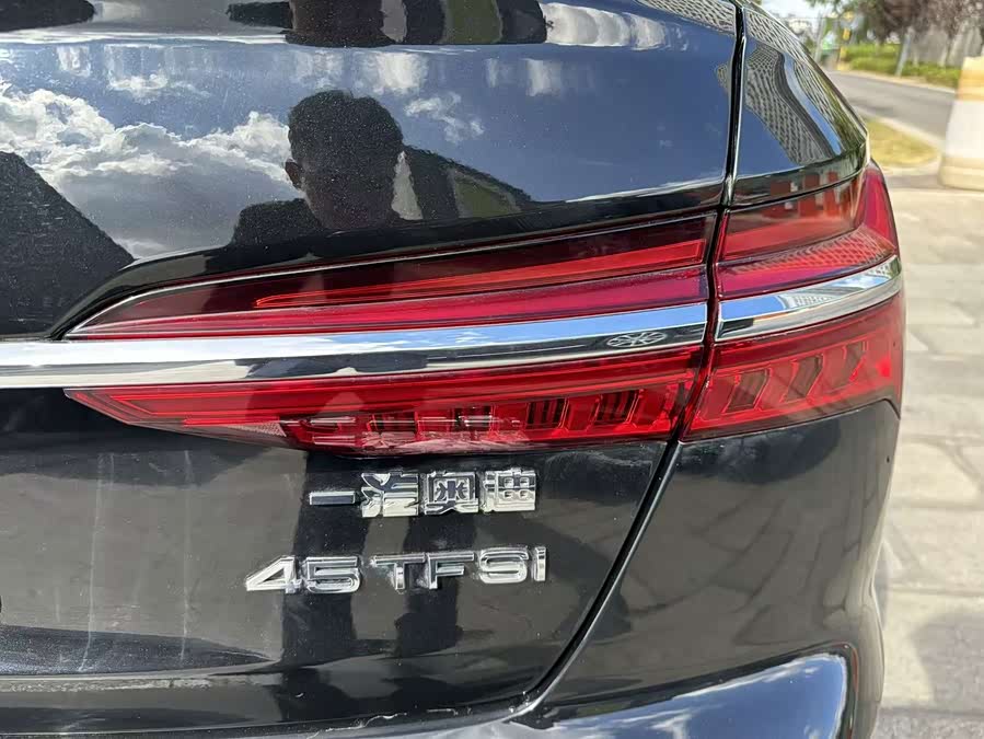 Audi A6L 2021, фото 38
