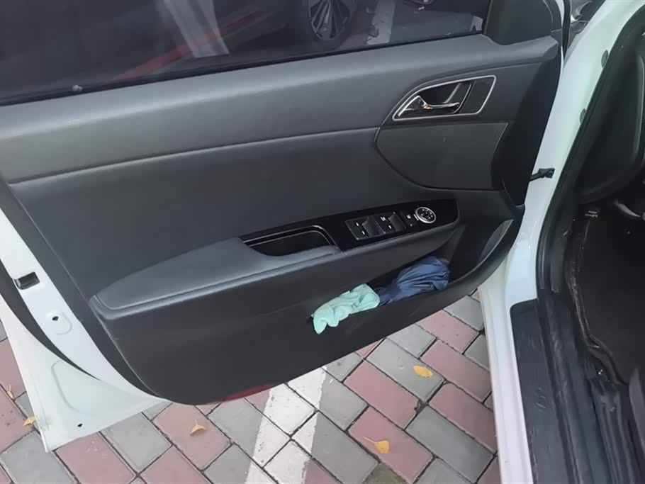 Hyundai Name picture