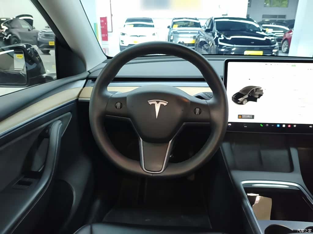 Tesla Model Y, 2021 11