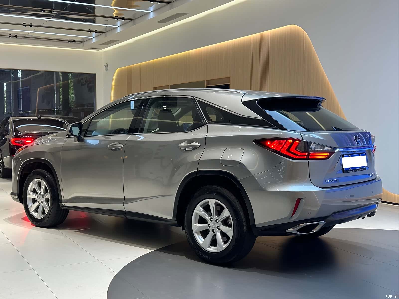 Lexus RX, 2017 4
