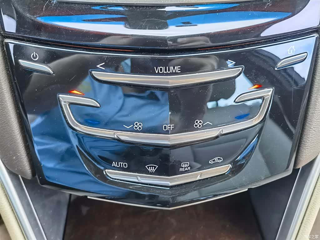 Cadillac XTS, 2014 15
