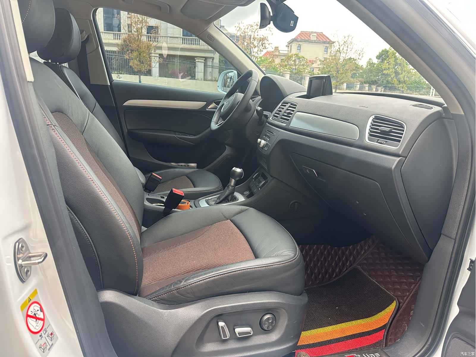 Audi Q3, 2019 9