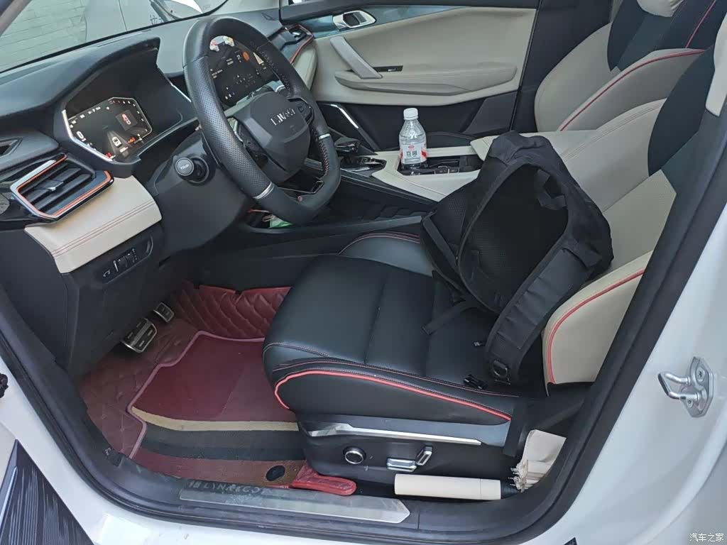 Lynk & Co 02, 2021 8