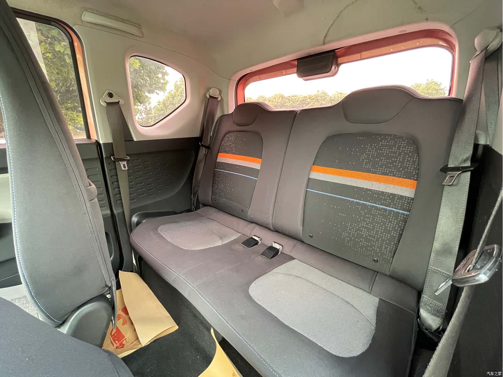 Wuling MINIEV, 2020 9