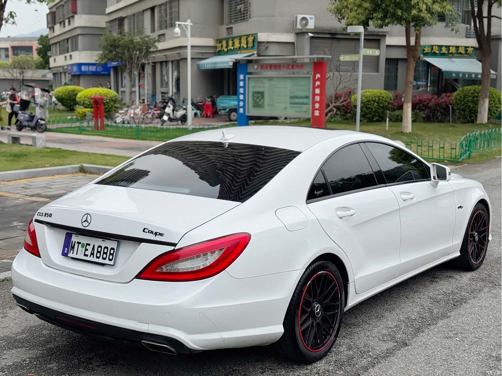 Mercedes-Benz CLS, 2014 4