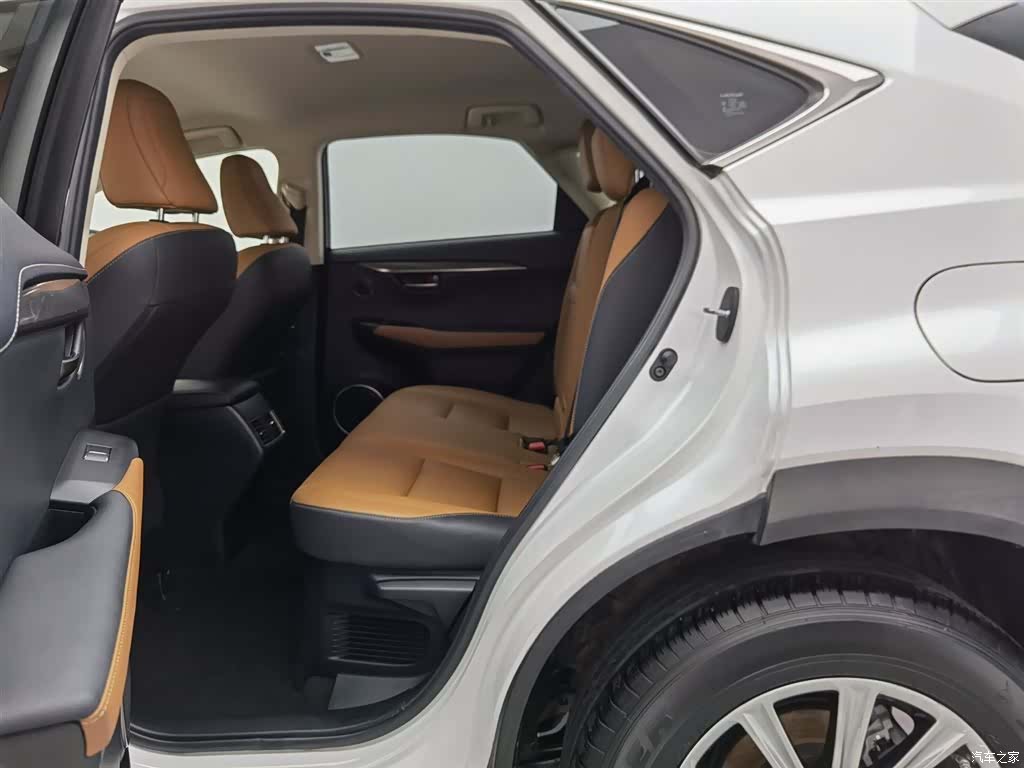 Lexus NX, 2018 15