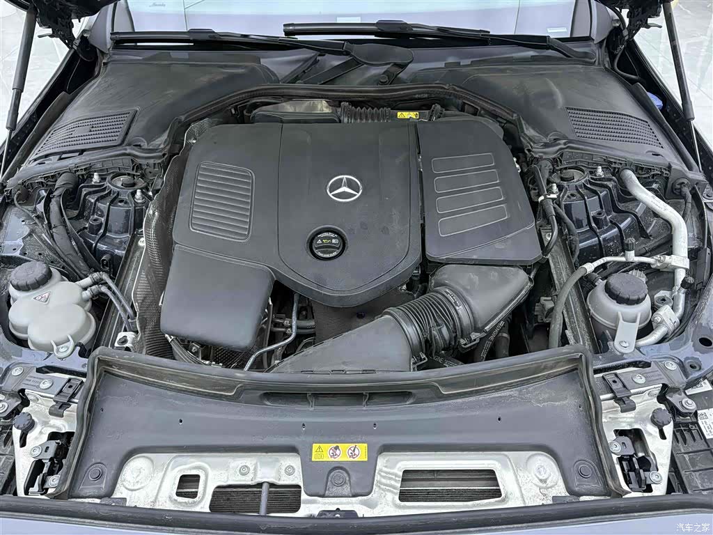 Mercedes-Benz C-Class, 2023 10