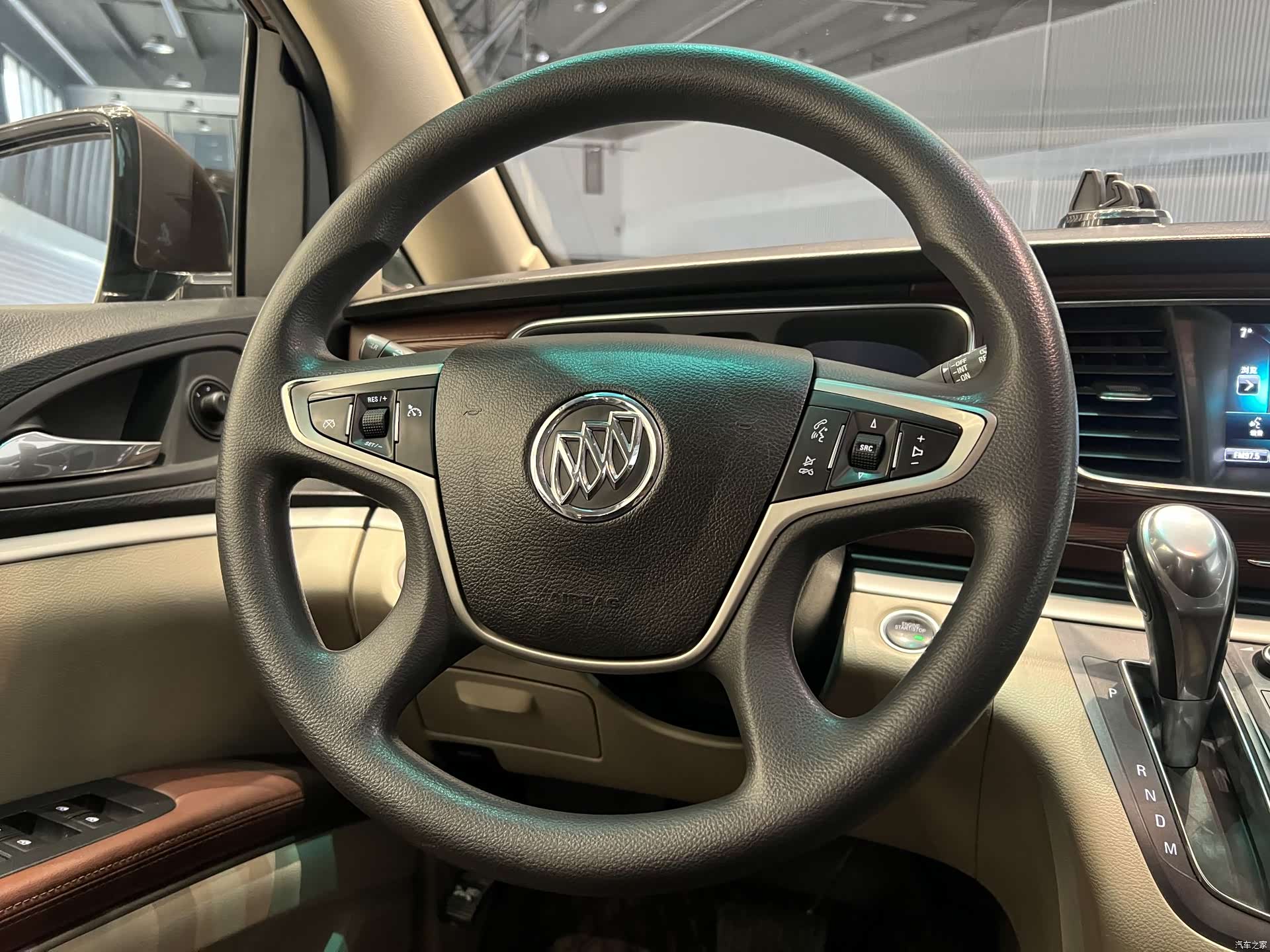 Buick GL8, 2020 8