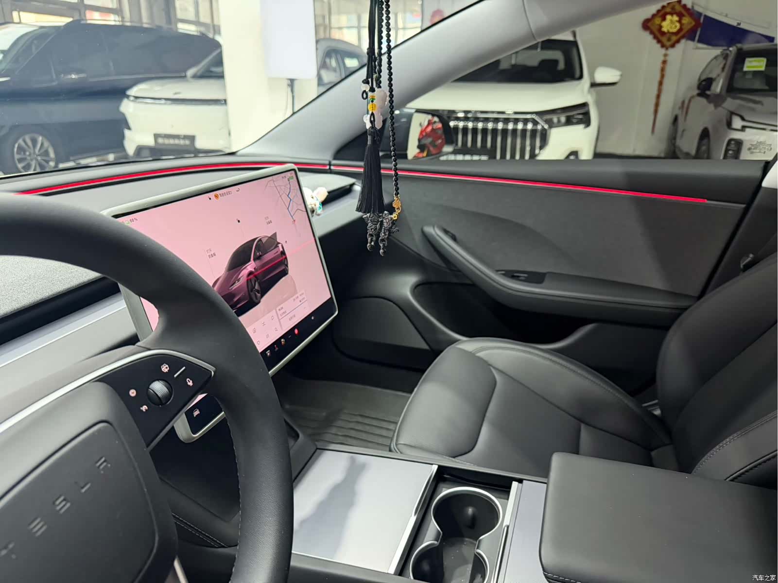 Tesla Model 3, 2025 14