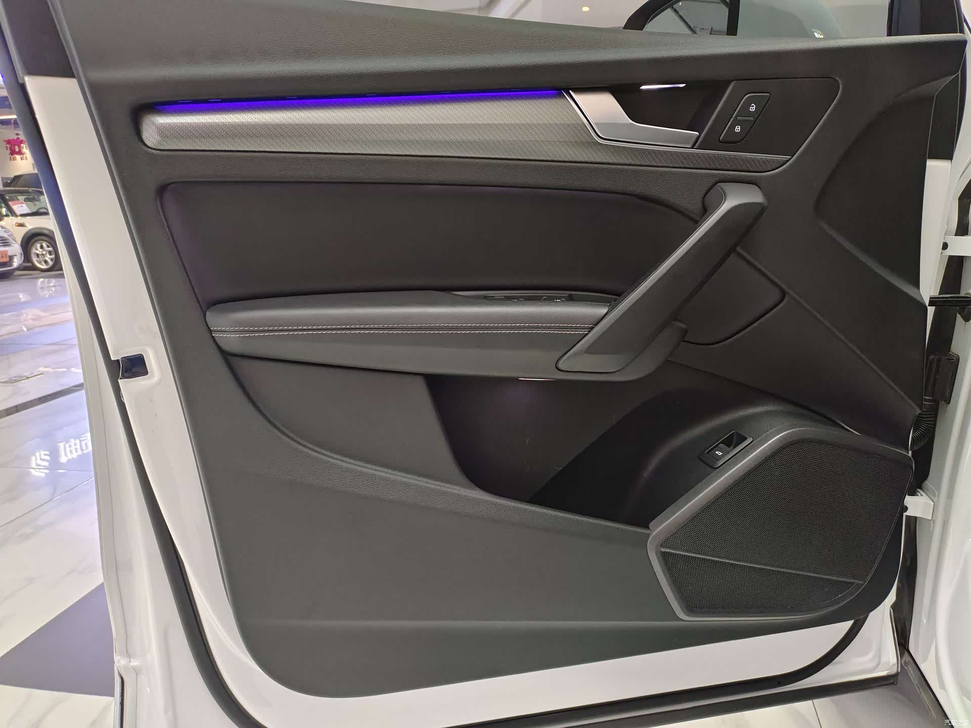 Audi Q5L, 2022 все фото