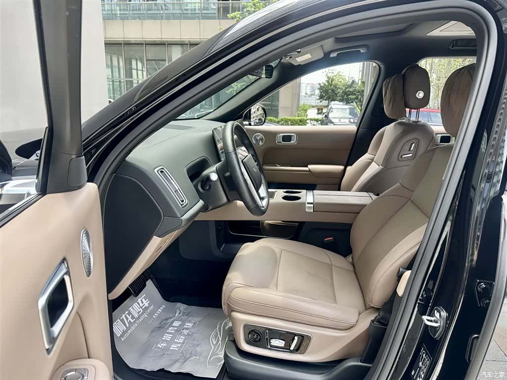 Li Auto L9, 2025 11