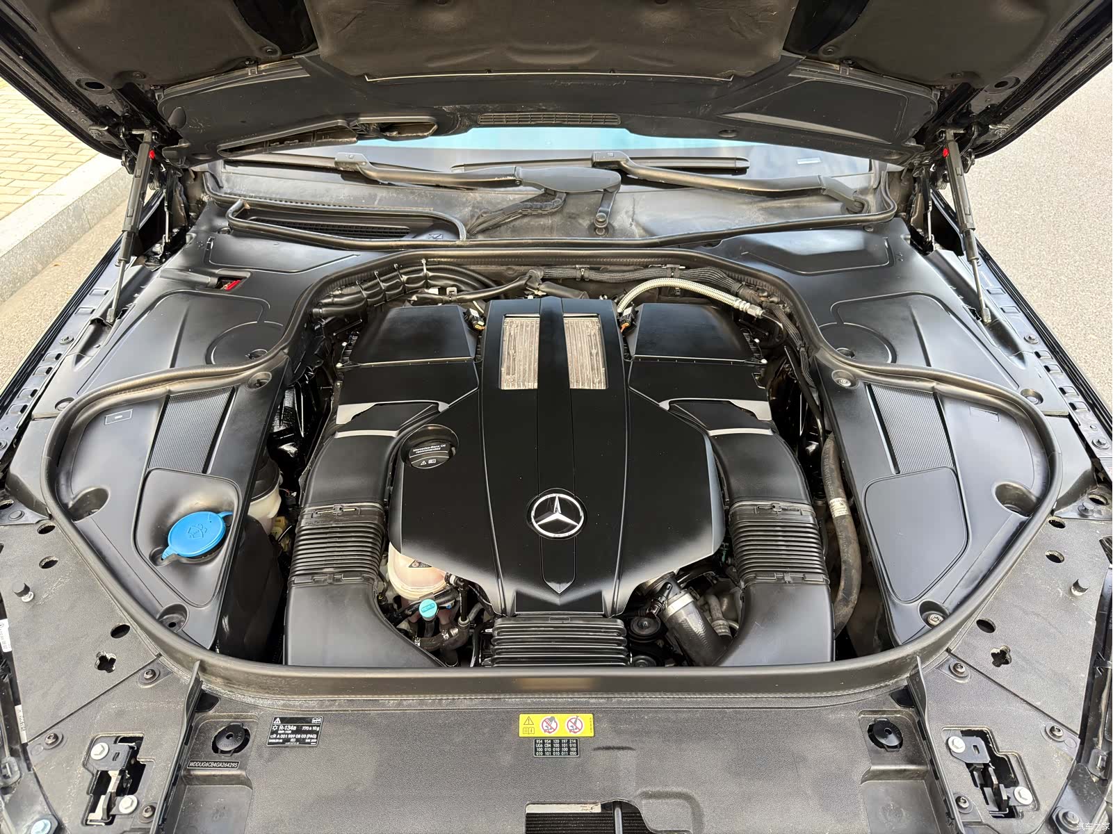 Mercedes-Benz S-Class, 2016 24