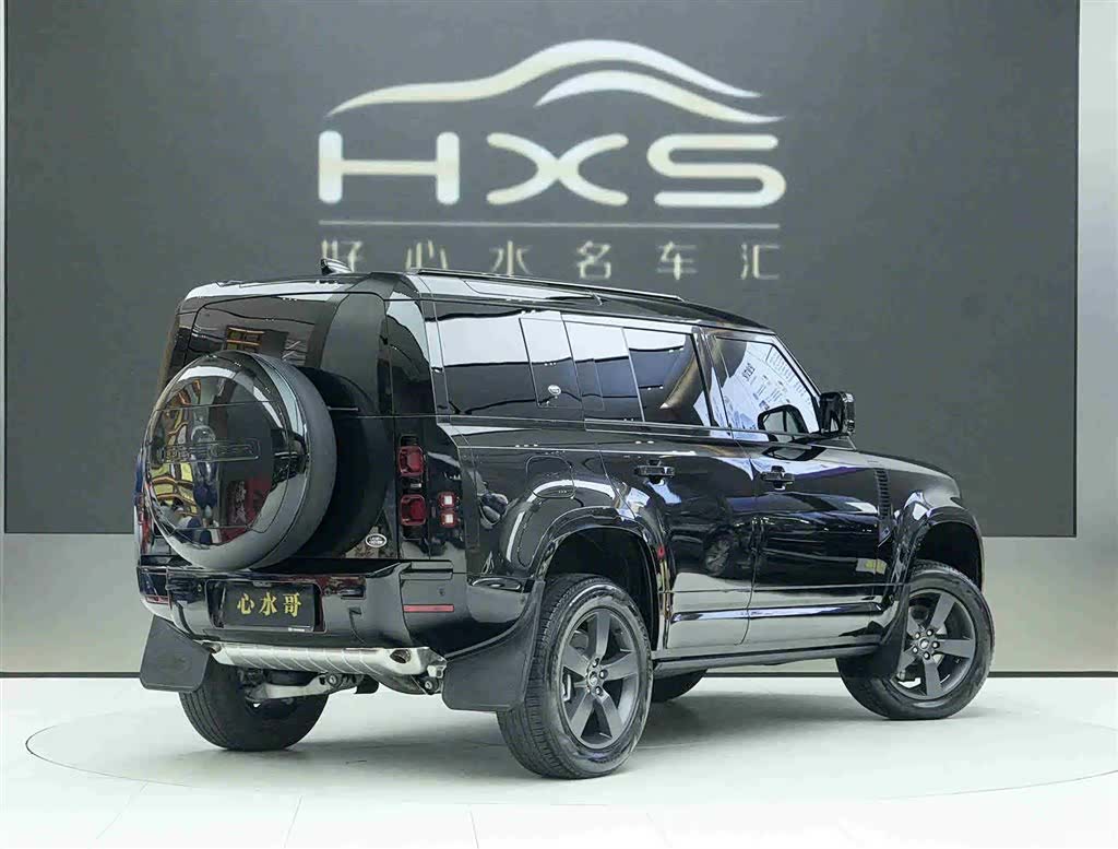 Land Rover Defender, 2024 4