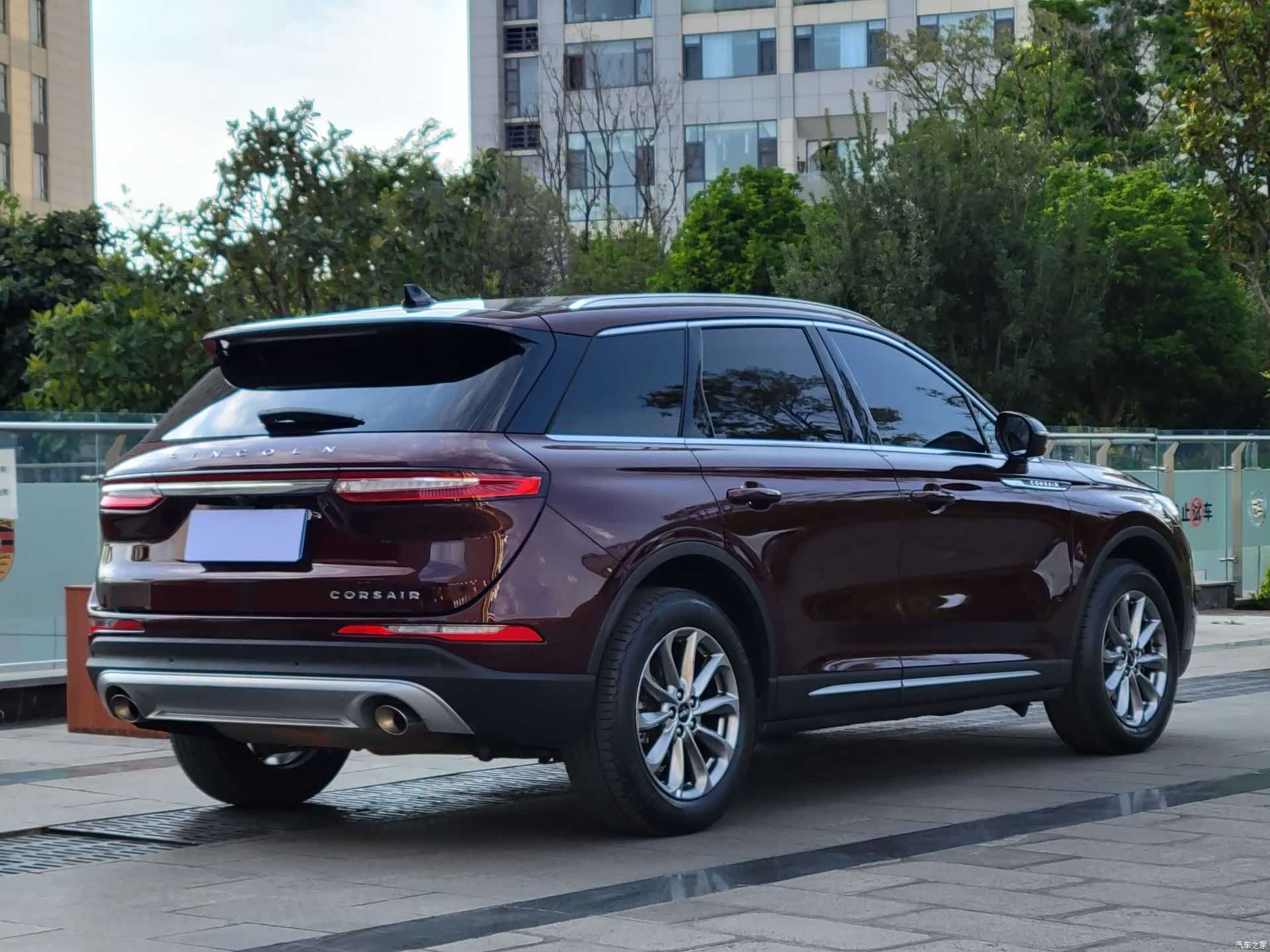 Lincoln Corsair, 2021 7