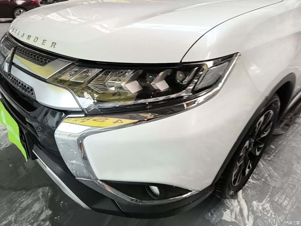 Mitsubishi Outlander, 2020 24