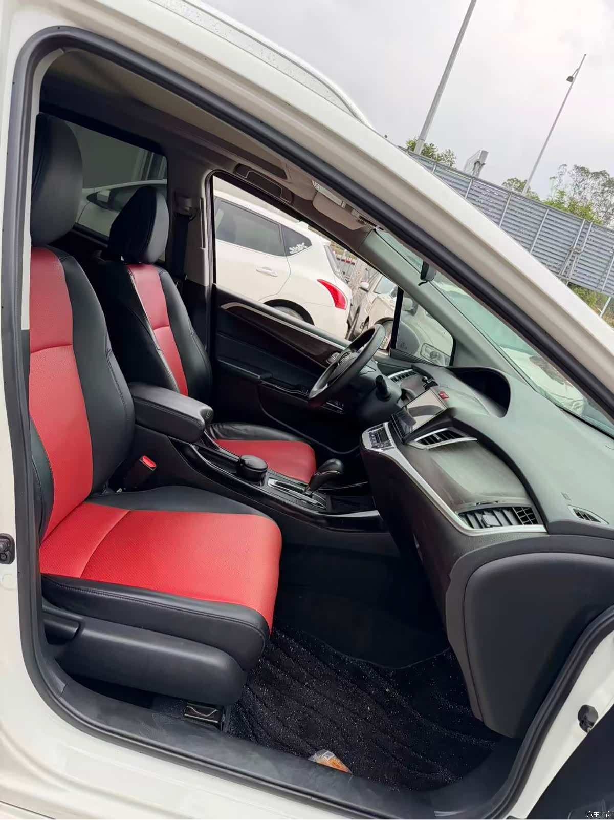Honda Jade, 2020 6