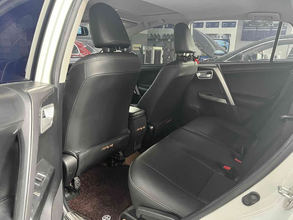 Toyota RAV4 Rongfang