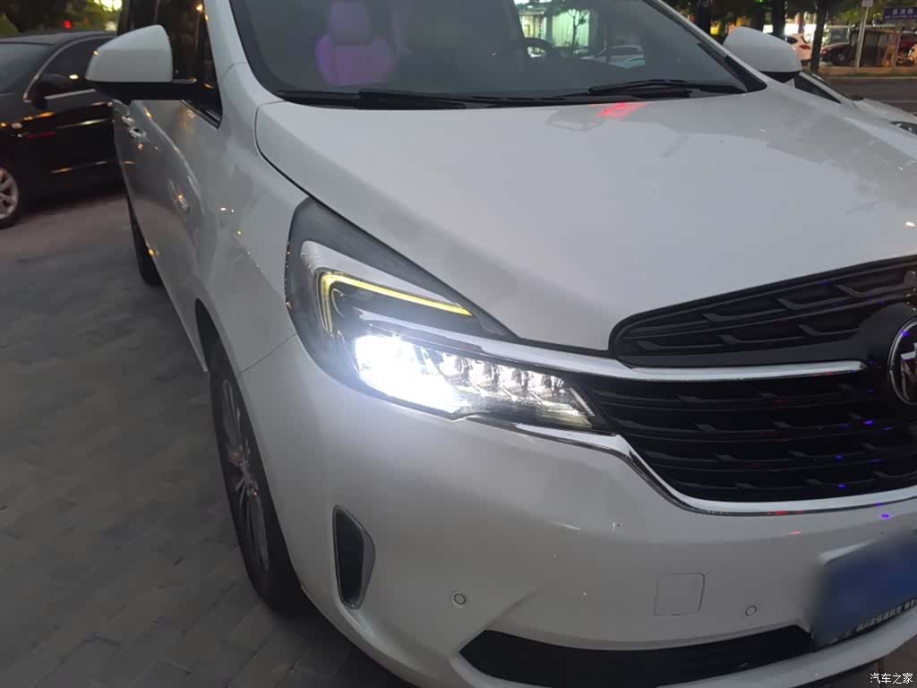 Buick GL8, 2022 19