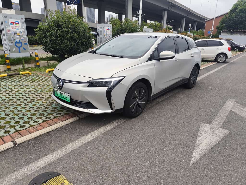 Chevrolet 6