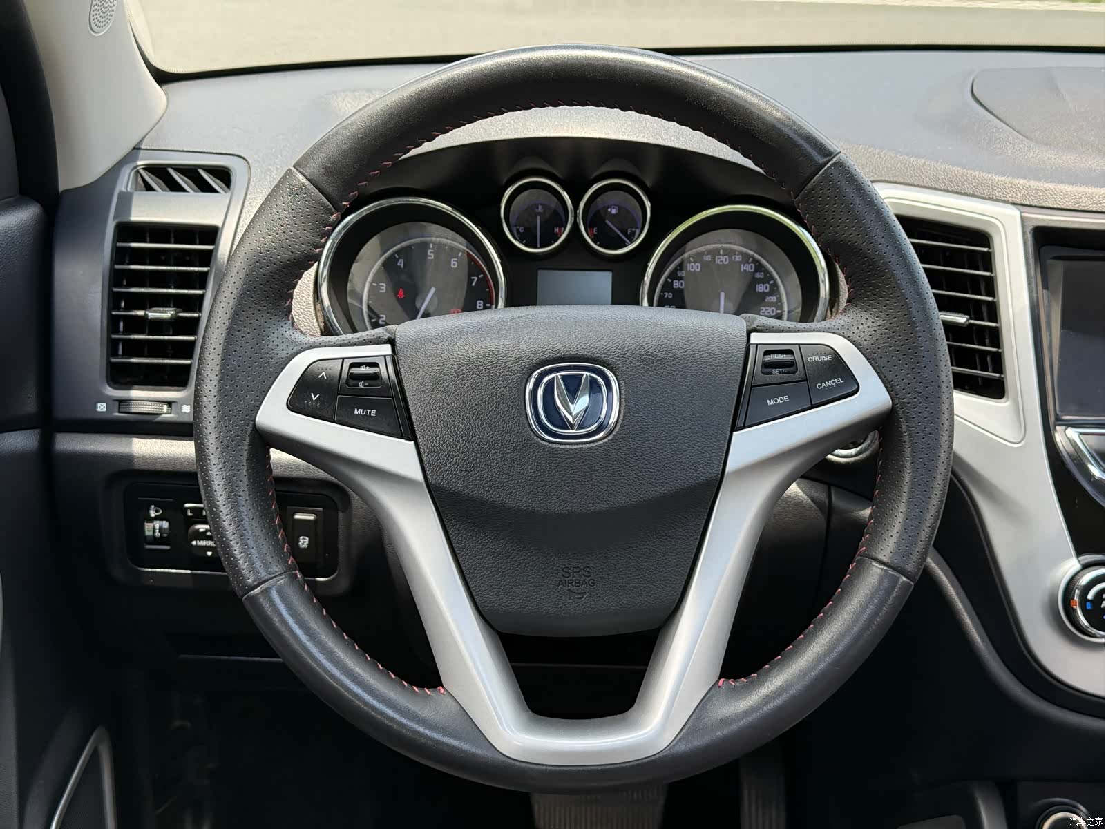 Changan CS35, 2016 10
