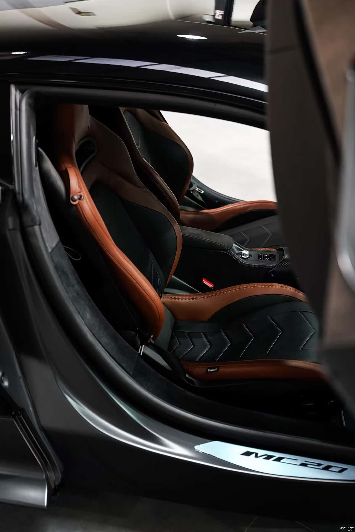 Maserati MC20, 2023 11