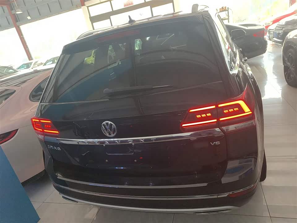 Volkswagen Tourang
