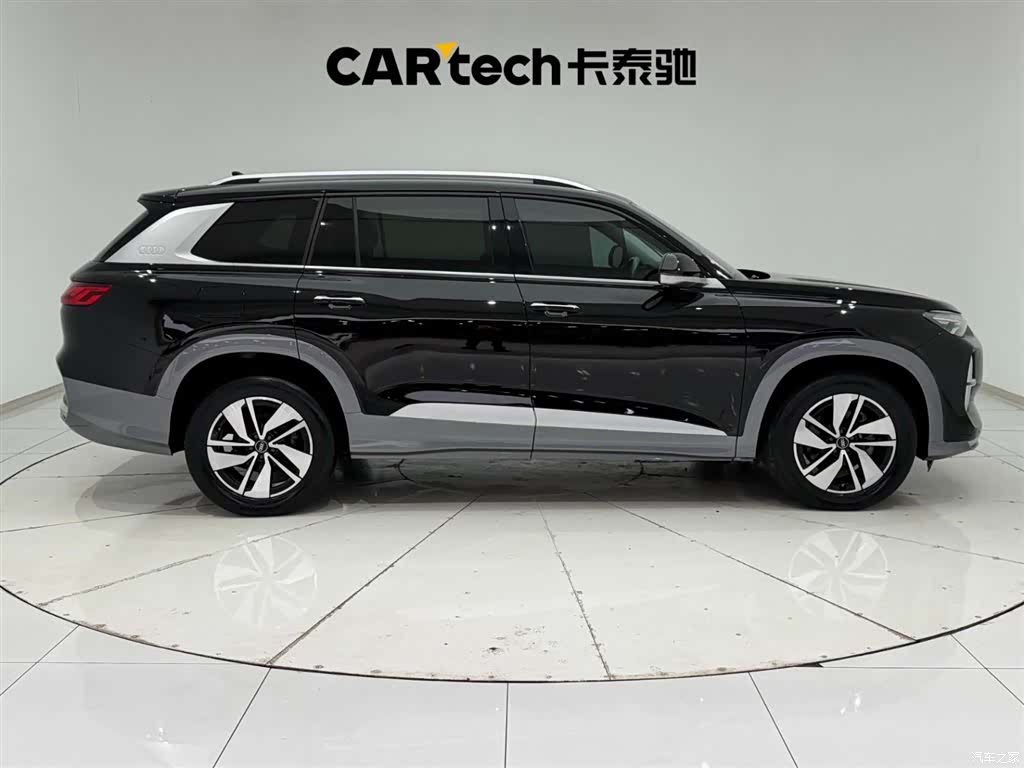 Audi Q6, 2023 12