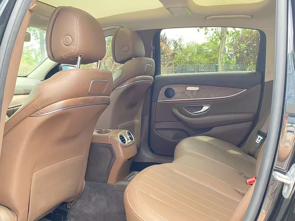 Mercedes-Benz E-class Mercedes-Benz E-class