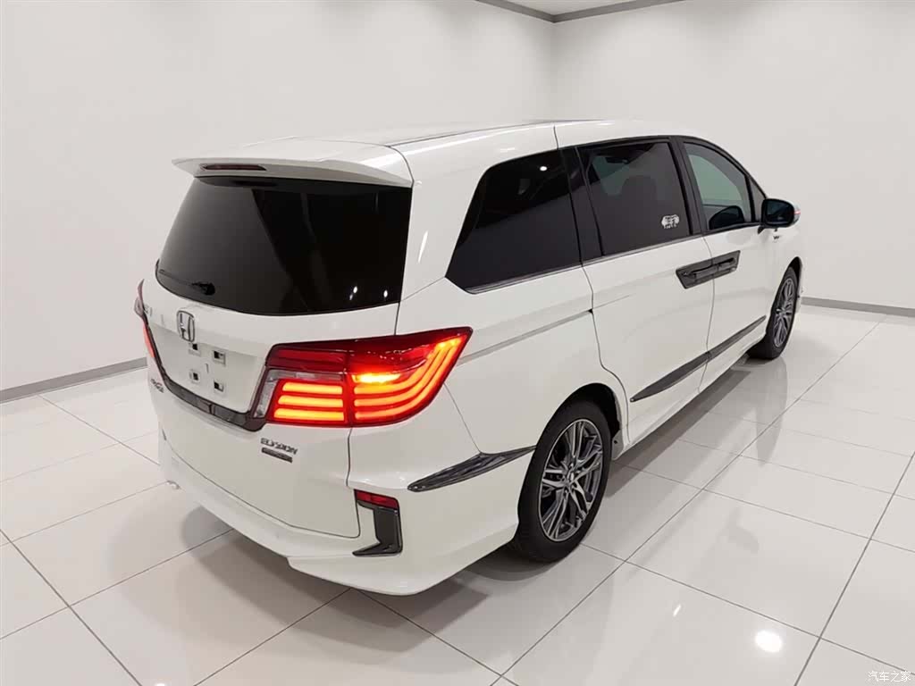 Honda Elysion, 2021 все фото