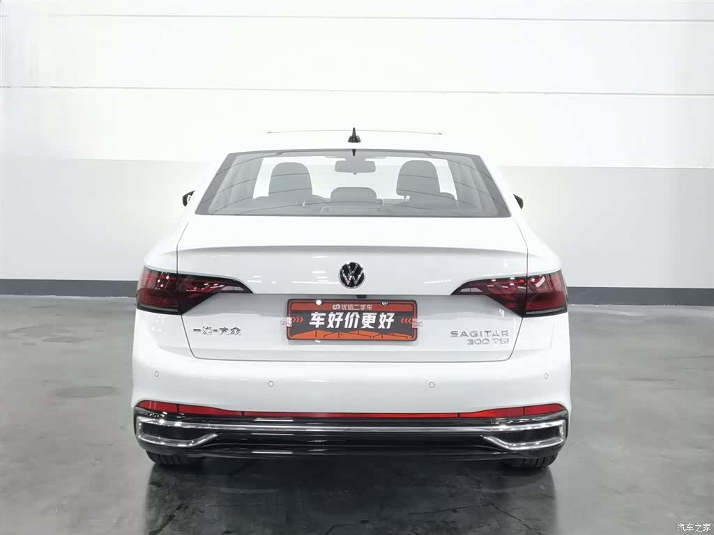Volkswagen Sagitar, 2024 4