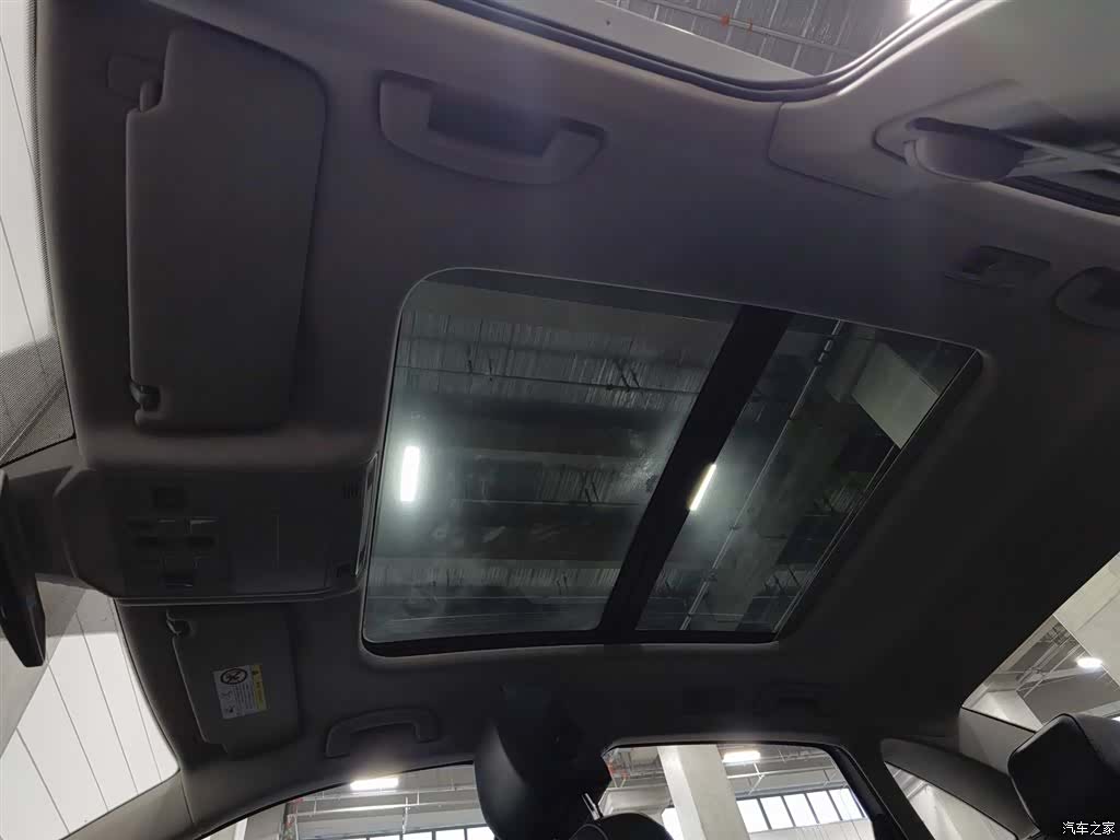 Volkswagen Sagitar, 2024 14