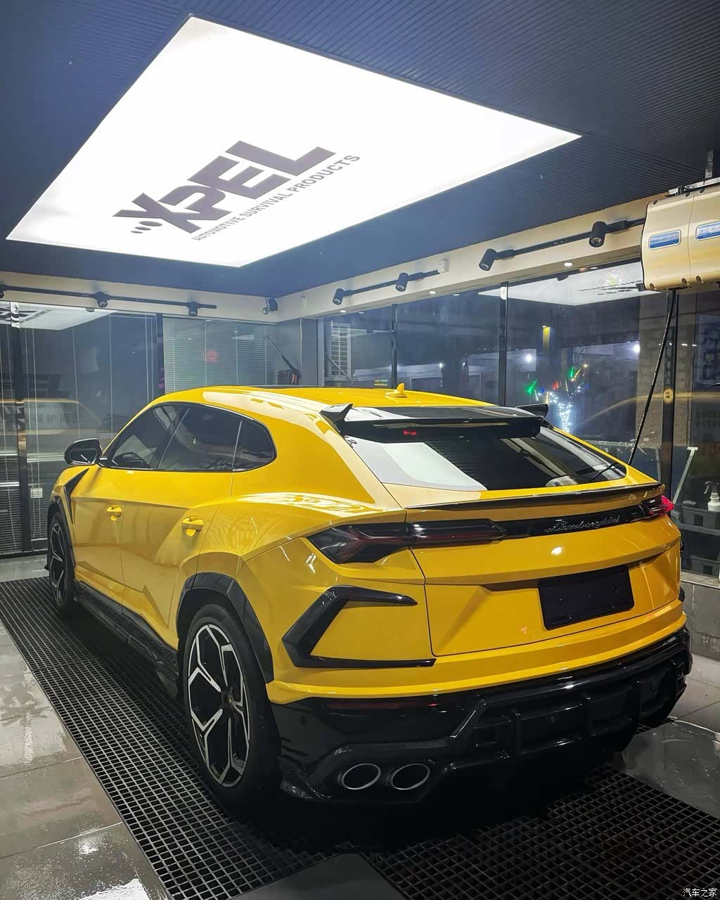 Lamborghini Urus, 2020 3