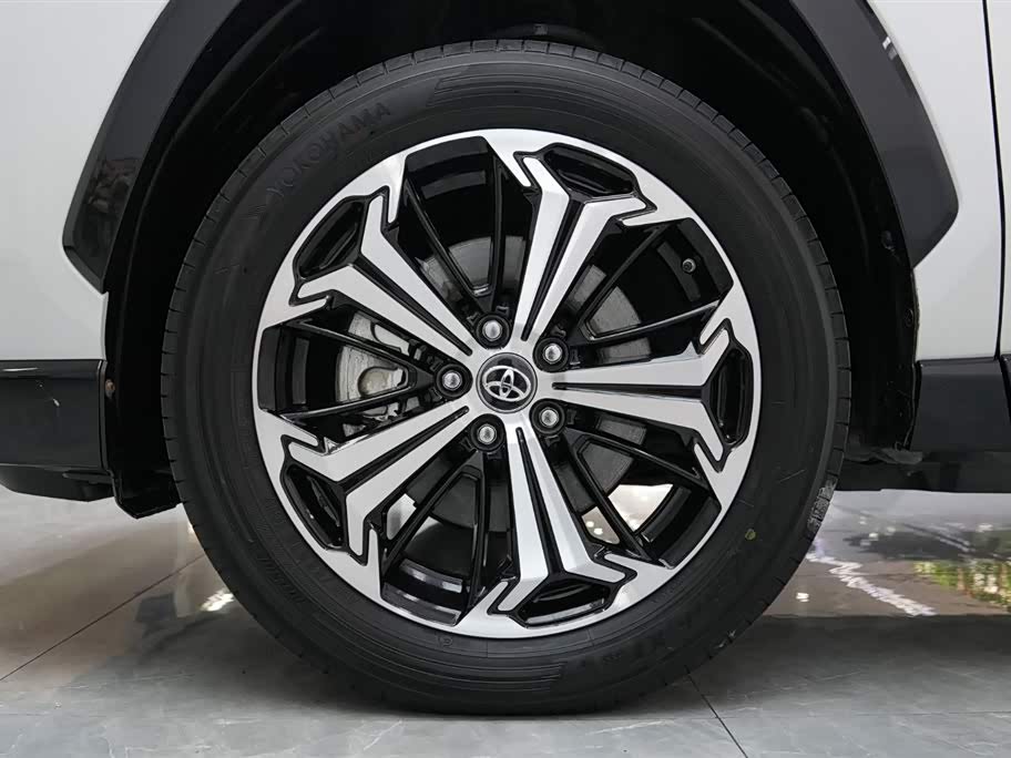 Toyota RAV4 Rongfang Dual Engine E+