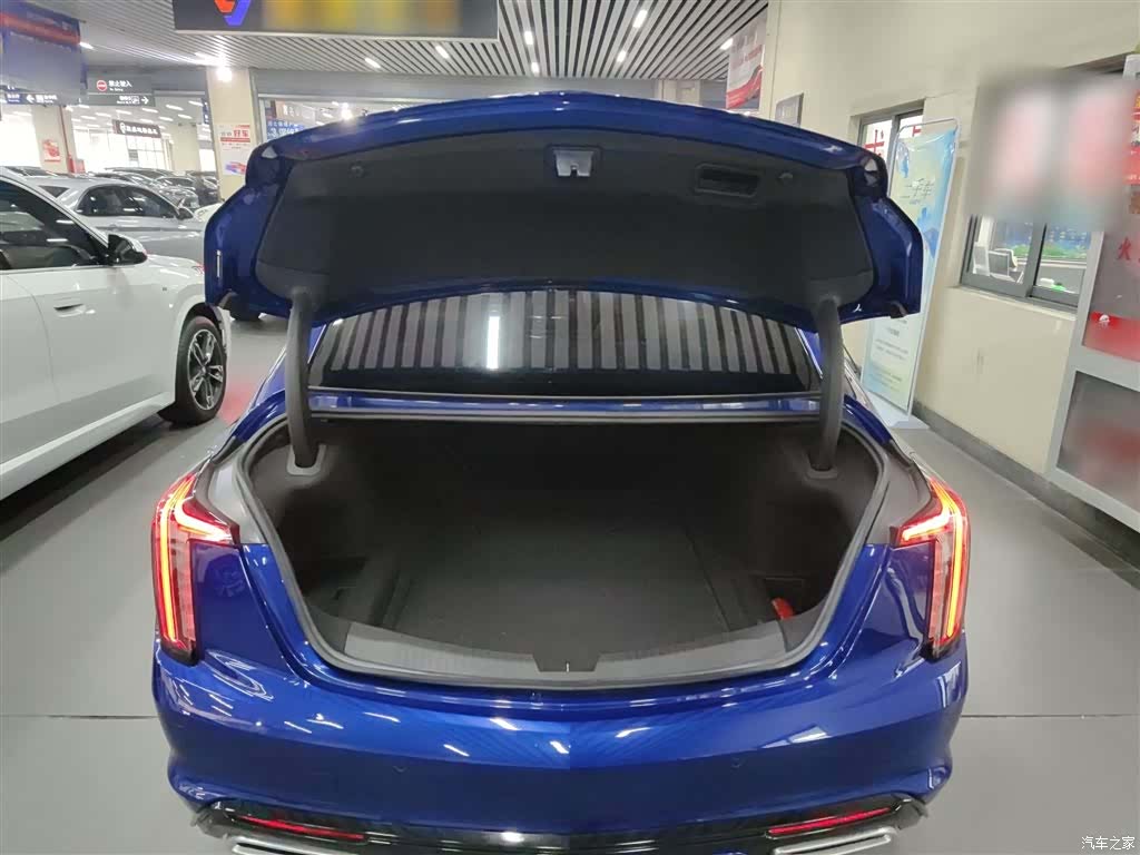 Cadillac CT5, 2023 15