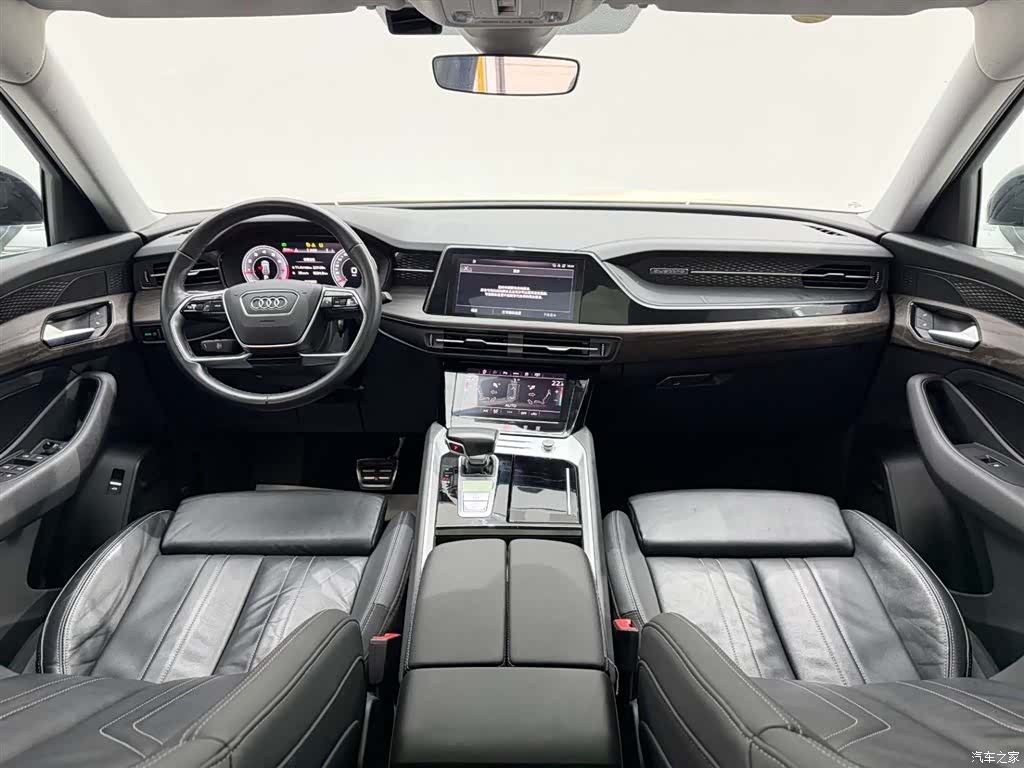 Audi Q6, 2023 24