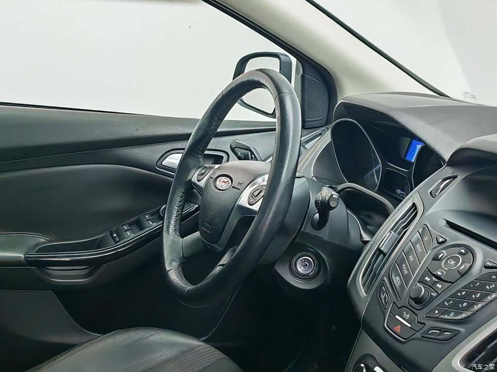 Ford Focus, 2014 22